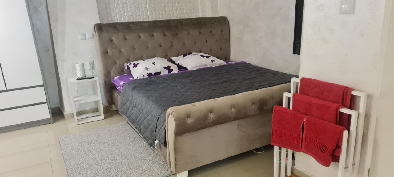 Arcade- Studio Republicii Apartment บราชอฟ ภายนอก รูปภาพ